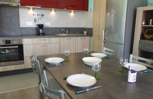Saint-Gilles-Croix-de-Vie Apartment | 2-room apartment with balcony, parking and near the beach in Saint-Gilles-Croix-de-Vie
