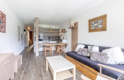 Val-d'Isere Apartment | 2-room apartment in Val d'Isère-La Daille, beautiful mountain panorama