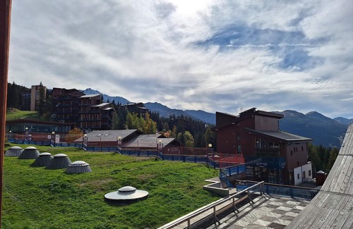 Arc-1800 Apartment | 2-room apt for 5, slopeside and near shops in Arc 1800 with wifi