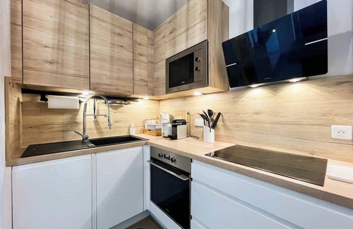 Theoule-Superieur Apartment | 2-room apt: sea, swimming pool, air conditioning, parking