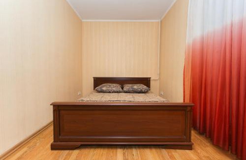 Sumy Apartment | 2 room in Centre on Troitskaya 3 floor