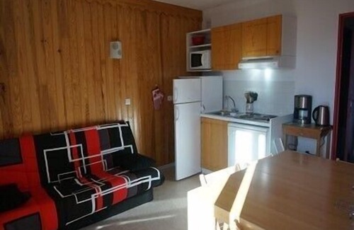 Montclar Apartment | 2 ROOMS sleeps 6 SAINT JEAN MONTCLAR