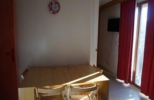 Montclar Apartment | 2 ROOMS sleeps 6 SAINT JEAN MONTCLAR