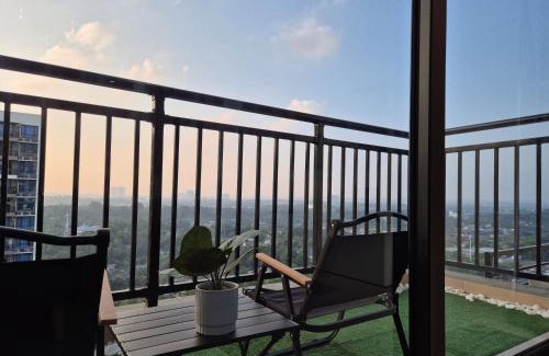 Johor Bahru Apartment | 2 Rooms unit w Balcony & Spectacular view - 4 pax