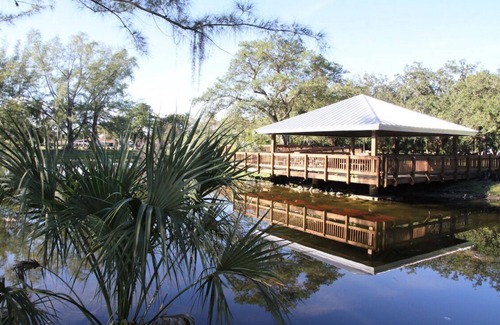 Ludlam House | 2 Roomy Units Near Marlin's Park! Pet-Friendly Property and Free Hot Breakfast!