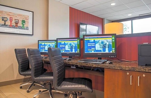 Northwestern Precinct Hotel | 2-Star Hotel ∙ Radisson Hotel St Paul Downtown
