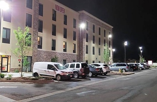 Sable Altura Chambers Hotel | 2-Star Hotel ∙ Comfort Suites Denver near Anschutz Medical Campus