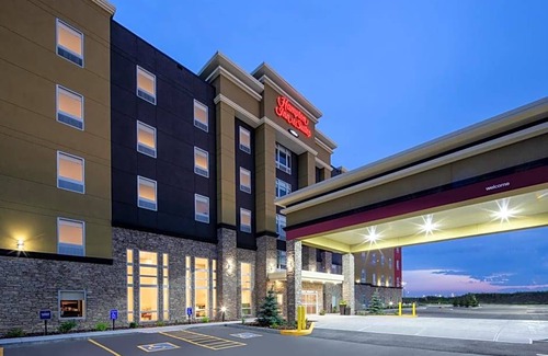 Northwest Edmonton Hotel | 2-Star Hotel ∙ Hampton Inn & Suites Edmonton St. Albert, Ab