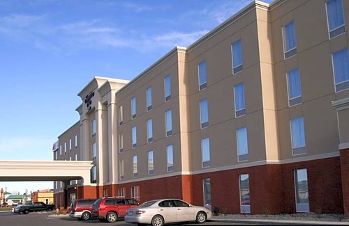 Fort Saskatchewan Hotel | 2-Star Hotel ∙ Hampton Inn by Hilton Fort Saskatchewan