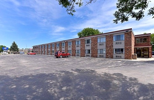 Clear Lake Hotel | 2-Star Hotel ∙ Americas Best Value Inn - Clear Lake