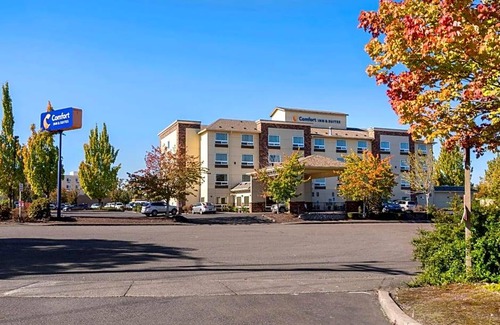 Salem Hotel | 2-Star Hotel ∙ Comfort Inn & Suites Salem