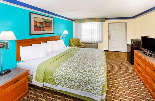 Little Rock Medical District Hotel | 2-Star Hotel ∙ Days Inn by Wyndham Little Rock/Medical Center
