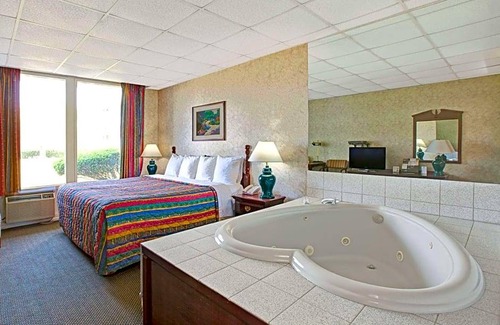 Parsippany Hotel | 2-Star Hotel ∙ Days Inn by Wyndham Parsippany