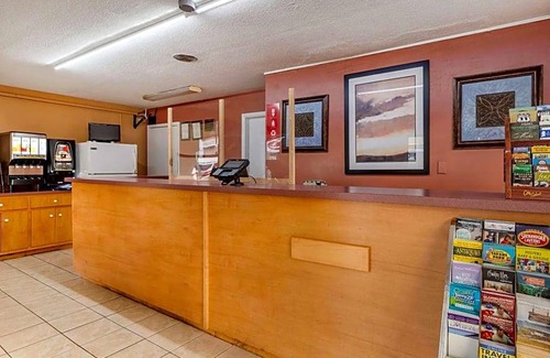Charlottesville Hotel | 2-Star Hotel ∙ Econo Lodge North Charlottesville