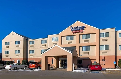 St. Cloud Hotel | 2-Star Hotel ∙ Fairfield Inn & Suites St. Cloud