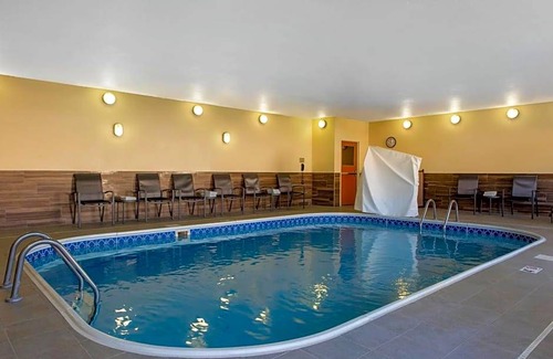 St. Cloud Hotel | 2-Star Hotel ∙ Fairfield Inn & Suites St. Cloud