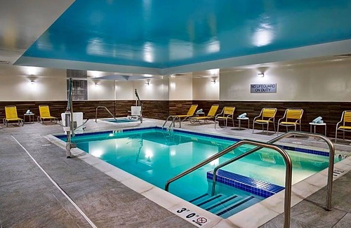 Jefferson Manor Hotel | 2-Star Hotel ∙ Fairfield Inn & Suites by Marriott Alexandria, Virginia