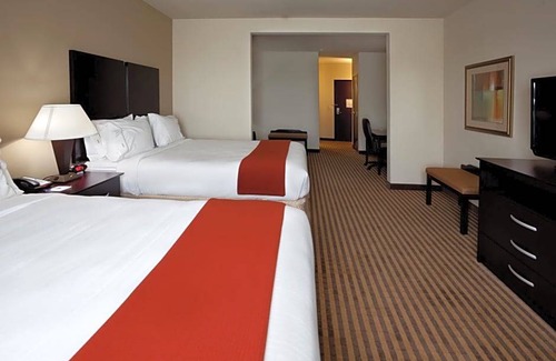 Marble Falls Hotel | 2-Star Hotel ∙ Holiday Inn Express Marble Falls, an IHG Hotel