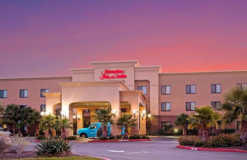 Alameda Hotel | 2-Star Hotel ∙ Hampton Inn & Suites Oakland Airport-Alameda