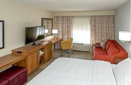 Guthrie Hotel | 2-Star Hotel ∙ Hampton Inn & Suites Guthrie, OK