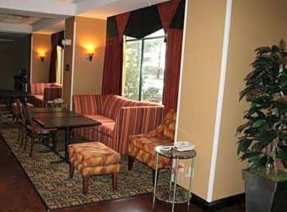 Galax Hotel | 2-Star Hotel ∙ Hampton Inn Galax