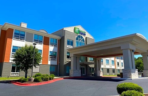 Enterprise Hotel | 2-Star Hotel ∙ Holiday Inn Express & Suites - Enterprise, an IHG Hotel