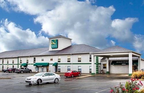 Obetz Hotel | 2-Star Hotel ∙ Quality Inn & Suites South/Obetz