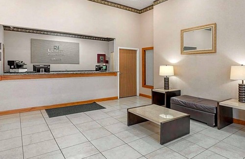 Obetz Hotel | 2-Star Hotel ∙ Quality Inn & Suites South/Obetz