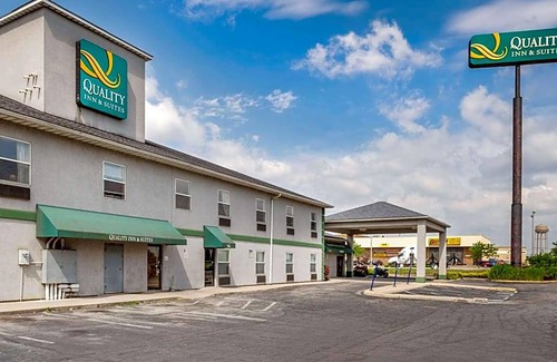 Obetz Hotel | 2-Star Hotel ∙ Quality Inn & Suites South/Obetz