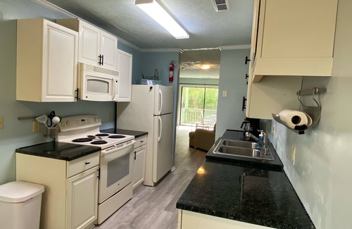 Myrtle Beach Condo | 2-Story 1300 sqft Condo w/4 Balconies, 2bedrooms, 2.5baths, 1/2 block from beach