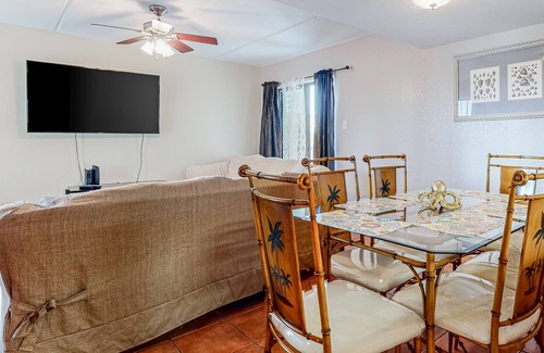 South Padre Island Condo | 2-story condo with on-site pool & pool views - private balcony & washer/dryer