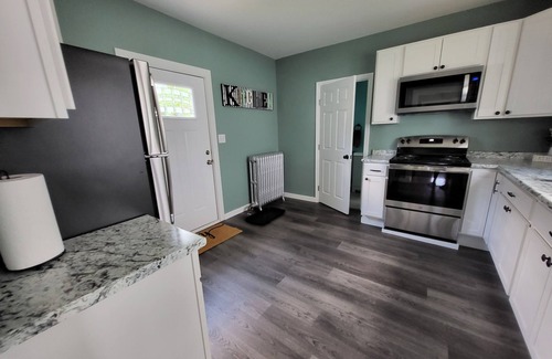 Bangor House | 2 story cozy home. Walk to downtown Bangor and Brewer. Safe quiet neighborhoodn