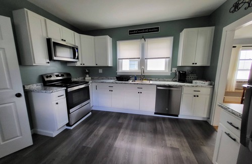 Bangor House | 2 story cozy home. Walk to downtown Bangor and Brewer. Safe quiet neighborhoodn