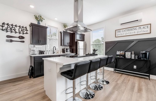 Fayetteville House | 2-story modern & chic home near downtown with washer/dryer, AC, & fast WiFi