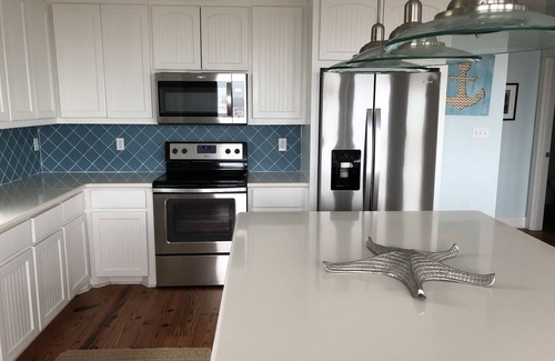 Port Bolivar House | 2 Story Upscale Beachfront House With unobstructed Beach Views from every room.