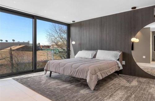Astoria Heights Villa | 2 Story Villa in Upper Ditmars Astoria Queens