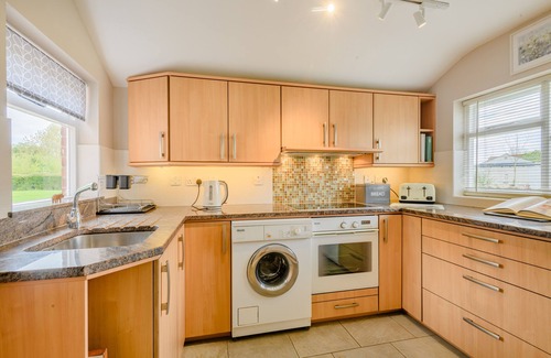 Beccles House | 2 The Homestead - Three Bedroom House, Sleeps 6
