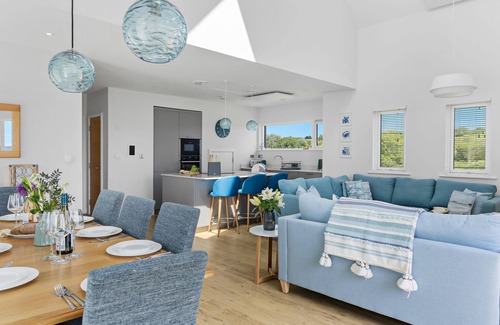 North Buckland Cottage | 2 The Vista, Willingcott Nr Woolacombe - Hot tub/Pet friendly/On-site pool/Ecohome