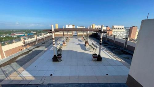 San Jose Apartment | 2 to 6 pax Cityland Tagaytay Staycation NETFLIX WIFI COOKING SWIMMING POOL