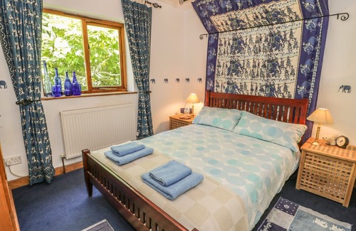 Manod Cottage | 2 Waterloo Cottage, BLAENAU FFESTINIOG