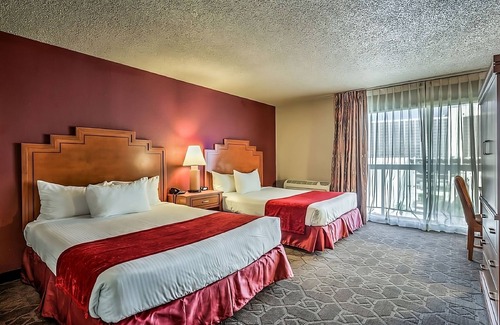 Laughlin Hotel | 2 x Santa Fe Queen Non Smoking Unit at Edgewater Casino Resort