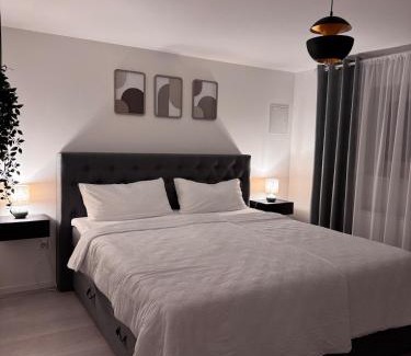 Sundheim Apartment | 2-Zimmer Souterrain Wohnung