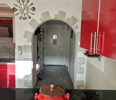 Offenburg Apartment | 2 Zimmer Wohnung mit Küche und Terrasse