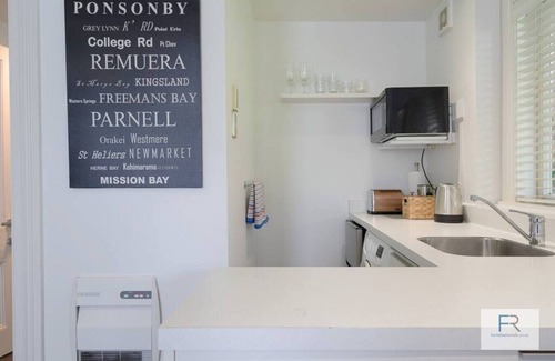Freemans Bay Apartment | 20 Anglesea Street, Freemans Bay
