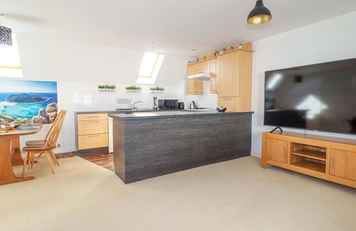 Boscundle Cottage | 20 KEAY HEIGHTS, family friendly, with a garden in St Austell