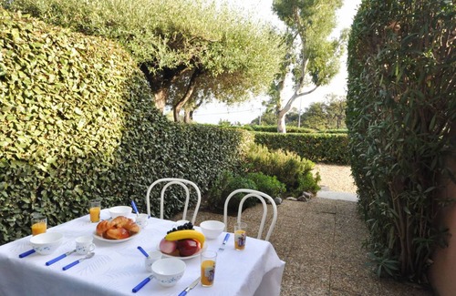 Cavalaire-sur-Mer Apartment | 20 m² Apartment ∙ 1 bedroom ∙ 2 guests