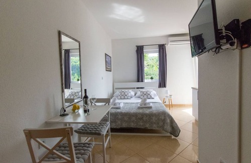 Tucepi Apartment | 20 m² Apartment ∙ 2 guests