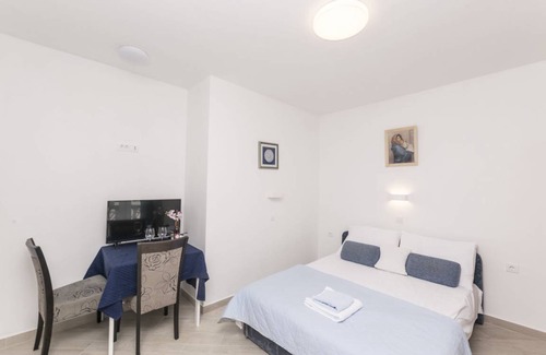 Pag Apartment | 20 m² Apartment ∙ 2 guests