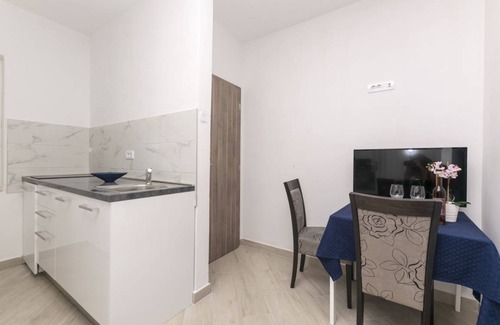 Pag Apartment | 20 m² Apartment ∙ 2 guests