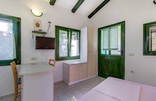 Veli Losinj Apartment | 20 m² Apartment ∙ 2 guests